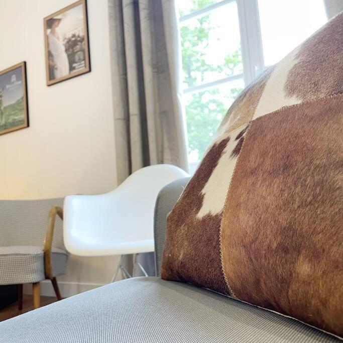 Paddock Prestige By La Boite En Plus Chantilly Exteriör bild